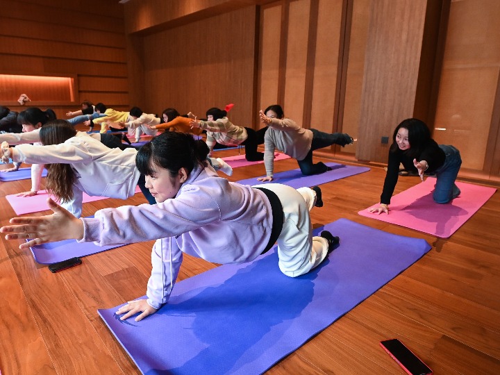 多彩活動迎接“三八”國際婦女節